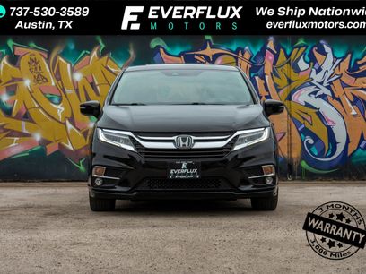 Used 2018 Honda Odyssey Elite