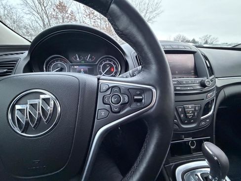 Used 2015 Buick Regal Premium image 14