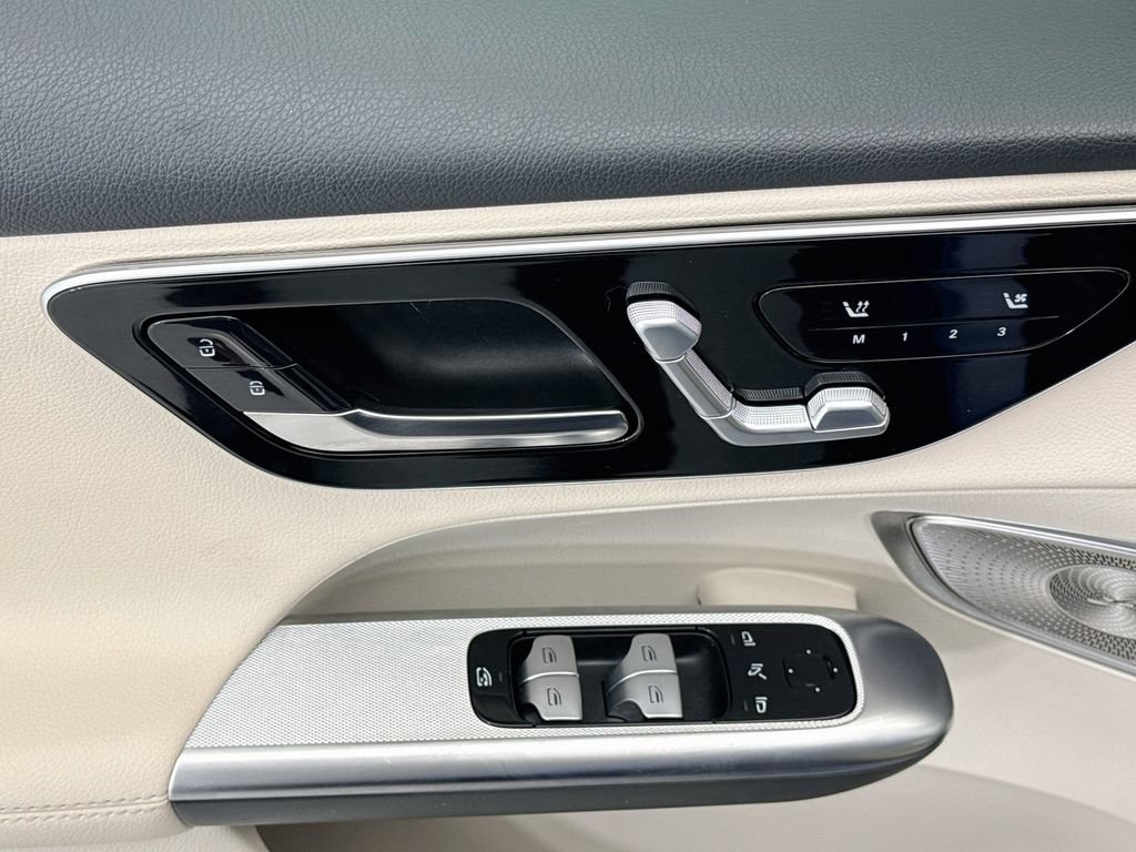 Certified 2026 Mercedes-Benz GLC 300 image 22