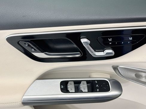 Certified 2026 Mercedes-Benz GLC 300 image 22