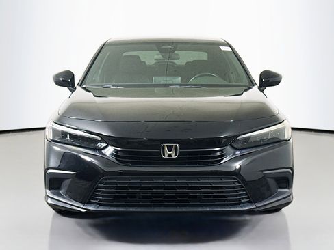 Used 2023 Honda Civic Sport image 2