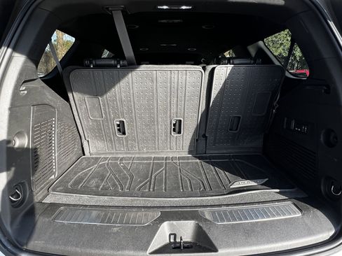 Used 2022 Chevrolet Tahoe RST w/ Luxury Package image 51