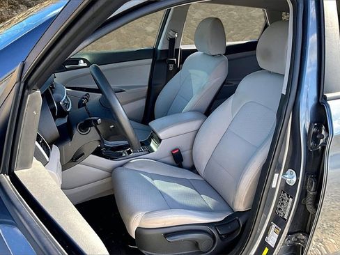 Used 2019 Hyundai Tucson SE image 20