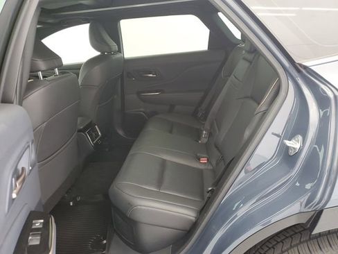 Used 2025 Toyota Crown Signia w/ Advanced Technology Package image 14