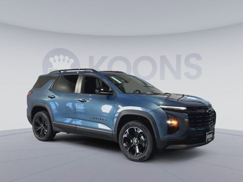 New 2026 Chevrolet Equinox LT image 2