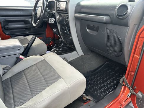 Used 2009 Jeep Wrangler X AWD/4WD image 5