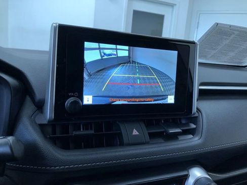 Certified 2025 Toyota RAV4 XLE image 27