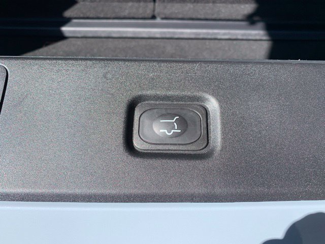 Certified 2027 Ford Expedition Platinum w/ Stealth Appearance Package AWD/4WD image 9