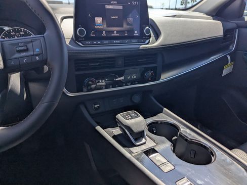 New 2026 Nissan Rogue SV image 10