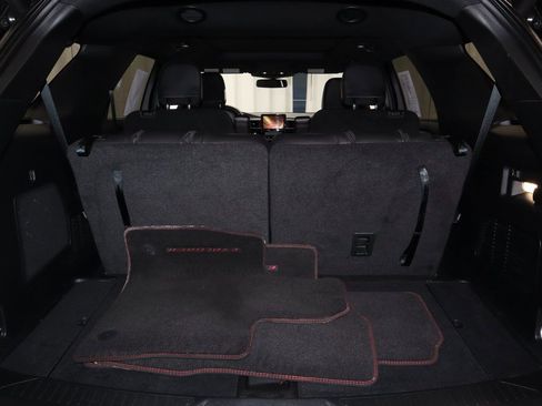 Certified 2024 Ford Explorer ST-Line w/ Class IV Trailer Tow Package image 18