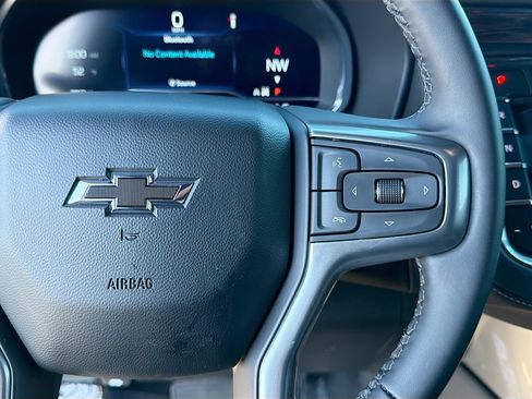 Used 2024 Chevrolet Tahoe Z71 image 38