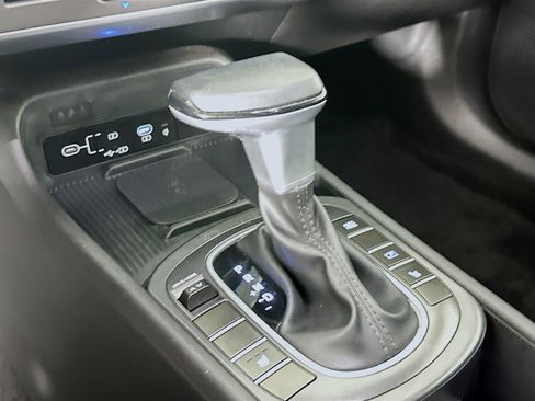 Used 2026 Hyundai Kona SEL Sport FWD image 24
