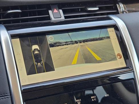 Used 2023 Land Rover Discovery Sport S image 15