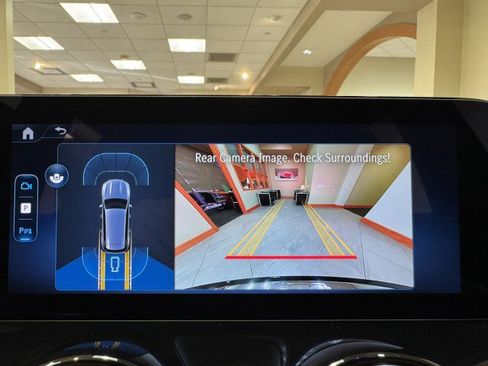 Certified 2025 Mercedes-Benz GLB 250 image 12