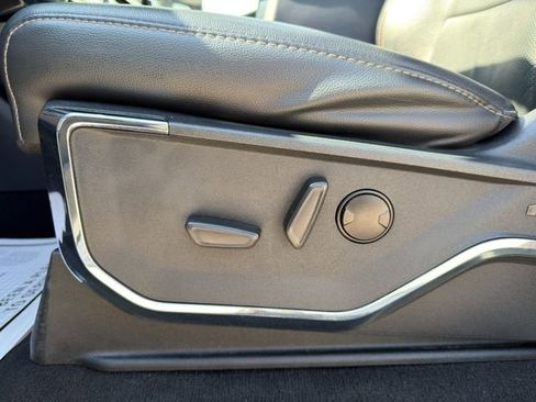 Used 2023 Ford F350 Lariat w/ Sport Appearance Package image 23