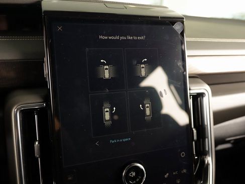 New 2026 GMC Yukon XL Elevation image 16