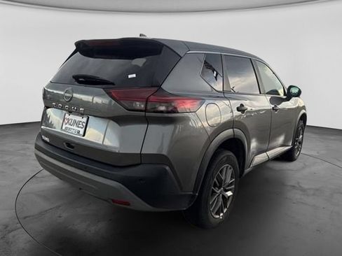 Used 2023 Nissan Rogue S FWD image 13