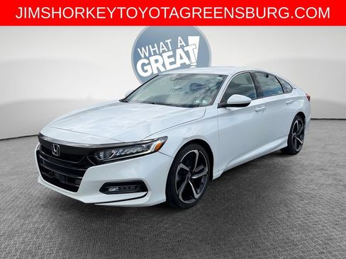 Used 2018 Honda Accord Sport image 8