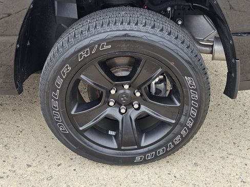 Used 2021 RAM 1500 Big Horn image 10