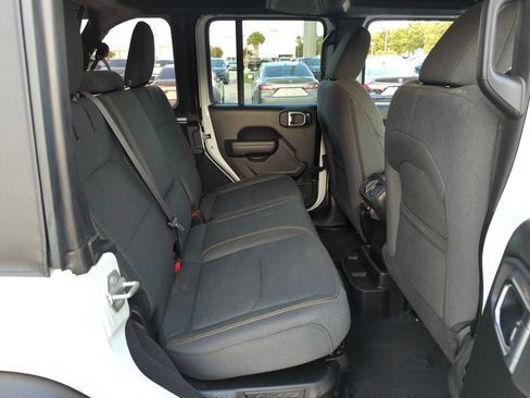 Used 2025 Jeep Wrangler Unlimited Sport S 4xe w/ Convenience Group AWD/4WD image 24