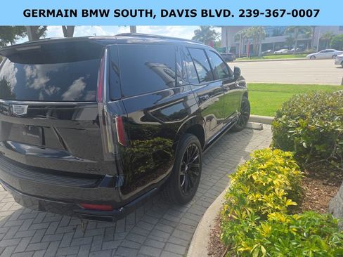 Used 2023 Cadillac Escalade Sport Platinum w/ LPO, ONYX Package image 19