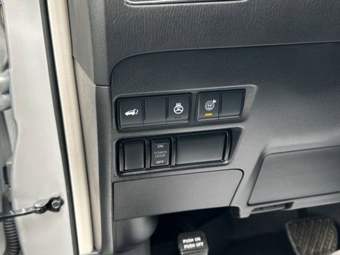 Used 2023 Nissan Armada SL w/ Cargo Package AWD/4WD image 37