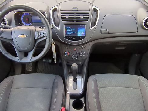 Used 2016 Chevrolet Trax LS image 15