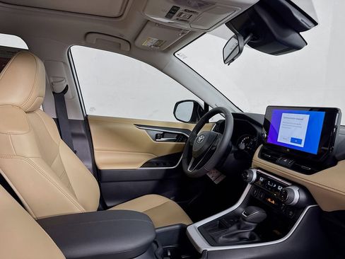New 2025 Toyota RAV4 XLE Premium image 32