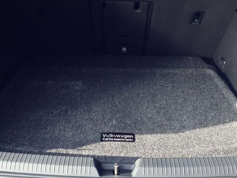 Used 2023 Volkswagen GTI 40th Anniversary Edition image 20