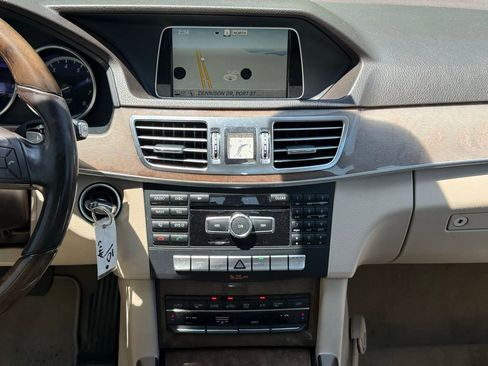 Used 2014 Mercedes-Benz E 350 Sedan image 12