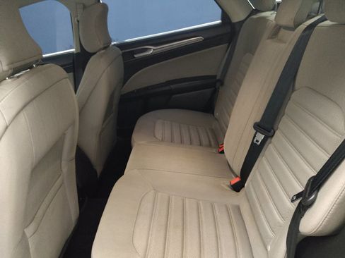 Used 2019 Ford Fusion S FWD image 18