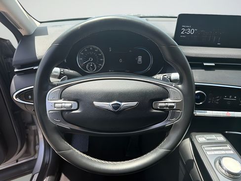 Used 2025 Genesis GV70 2.5T AWD/4WD image 29