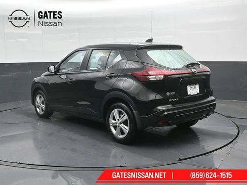 Used 2024 Nissan Kicks S image 8