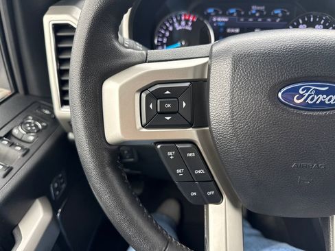Used 2020 Ford F250 Lariat image 38