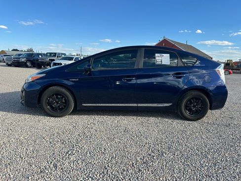 Used 2015 Toyota Prius Three image 6