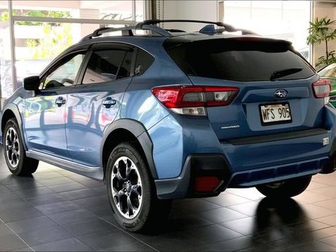 Used 2021 Subaru Crosstrek 2.0i Premium w/ Moonroof Package AWD/4WD image 5