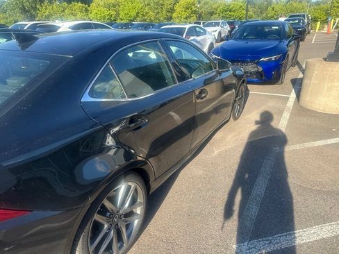 Used 2019 Lexus IS 300 F Sport w/ F Sport Package AWD/4WD image 18