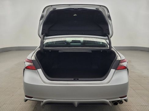 Used 2021 Toyota Camry SE image 29