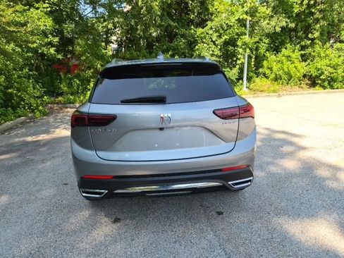Used 2024 Buick Envision Preferred AWD/4WD image 6