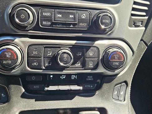 Used 2015 Chevrolet Tahoe LT image 14