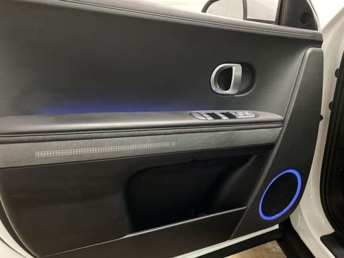 Used 2023 Hyundai Ioniq 5 SEL image 14