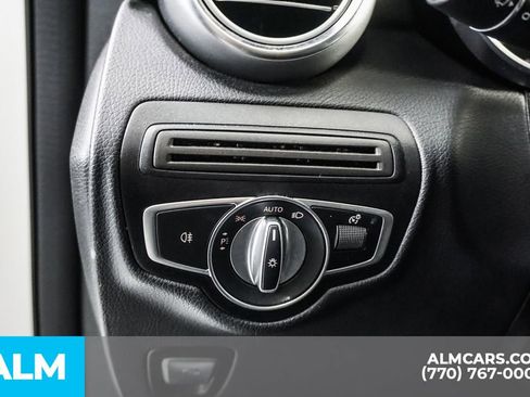 Used 2022 Mercedes-Benz GLC 300 4MATIC Coupe image 34