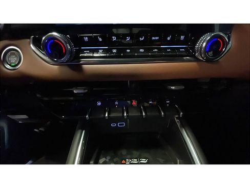 New 2026 GMC Canyon AT4 w/ AT4 Premium Package image 14