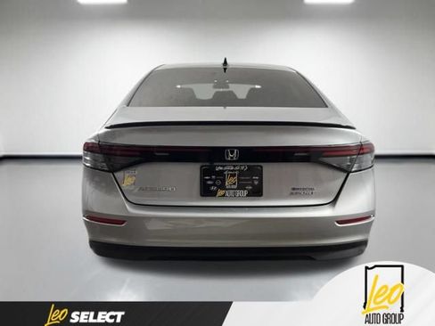 Used 2023 Honda Accord Sport image 6