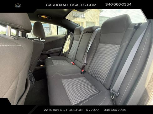 Used 2023 Dodge Charger SXT w/ Blacktop Package image 17