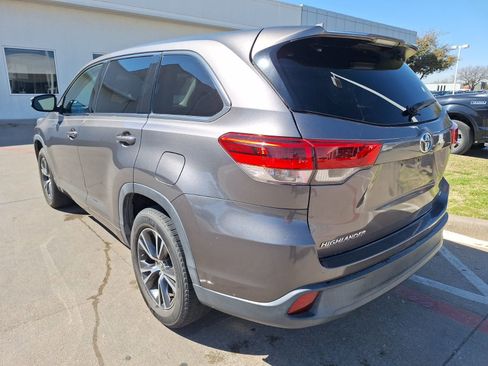 Used 2018 Toyota Highlander Plus image 4