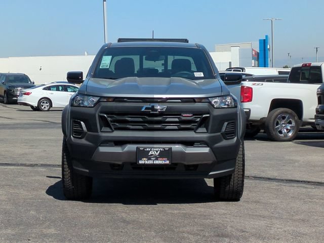 New 2026 Chevrolet Colorado Trail Boss w/ Midnight Edition AWD/4WD image 3