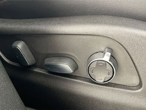 Used 2023 Cadillac XT4 Sport w/ Sun And Sound Package image 47