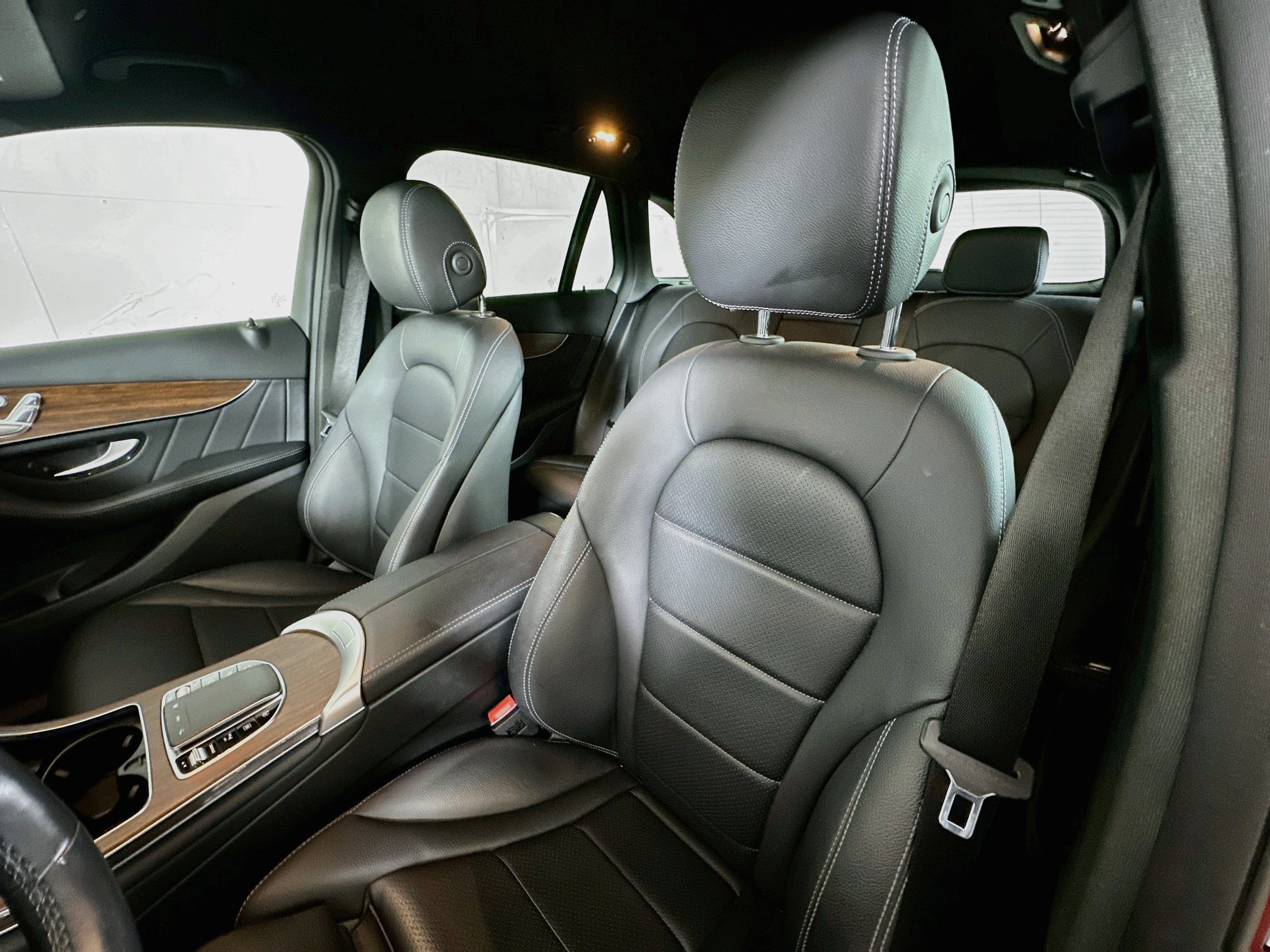 Used 2022 Mercedes-Benz GLC 300 4MATIC image 20