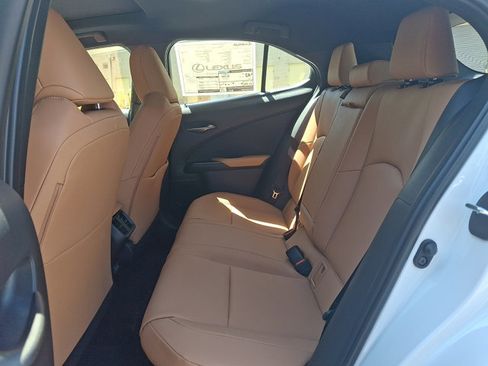 New 2026 Lexus UX 300h AWD image 5